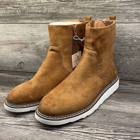 Women’s Callah Pull-On Boots - Universal Thread - Picture 2 of 6